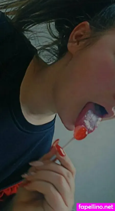 Valvalen OnlyFans Thumbnail #LFPunDUHgS