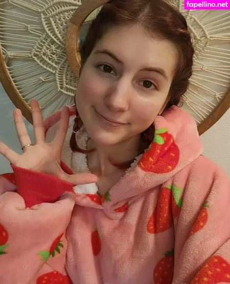 Valvestia OnlyFans Thumbnail #DbfVVJuzT3