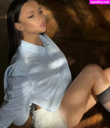 Valya Karnaval OnlyFans Thumbnail #p9YAPVVxuy