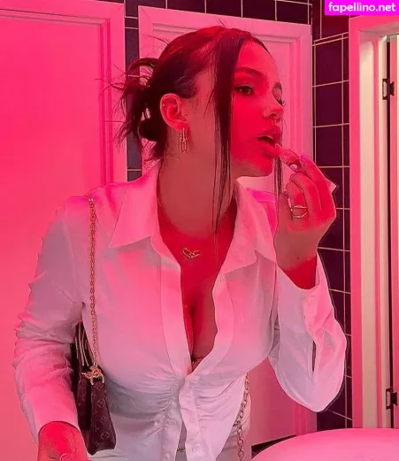 Valya Karnaval OnlyFans Thumbnail #yv8mWbbovt