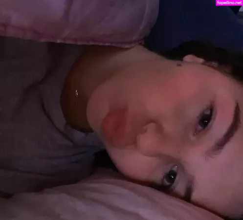 Valya OnlyFans Thumbnail #1t3QlW0sze