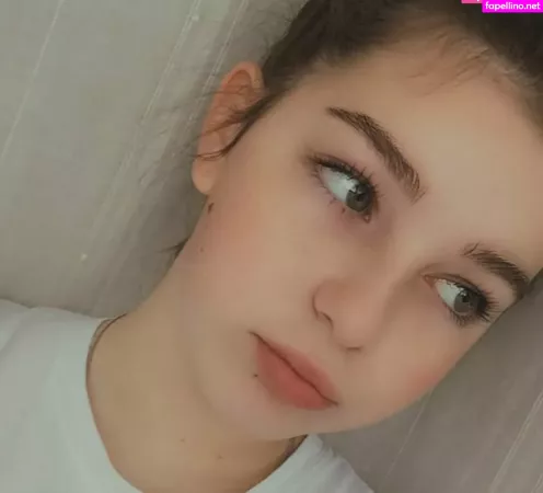 Valya OnlyFans Thumbnail #7sUgbHAYaM