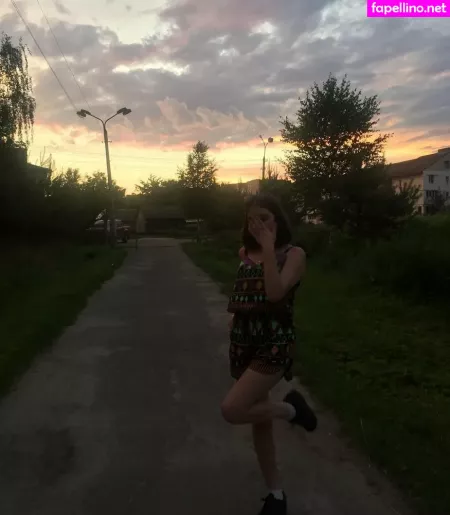 Valya OnlyFans Thumbnail #WWQ9wciCtQ