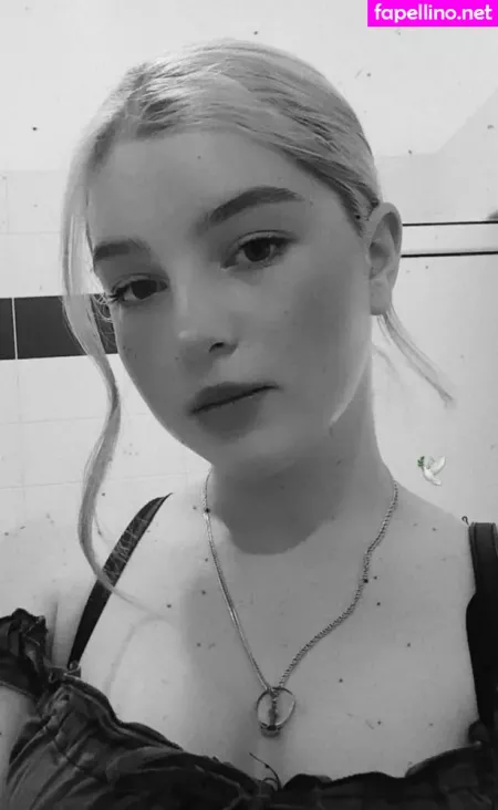 Valya OnlyFans Thumbnail #uqVN7Jka5p