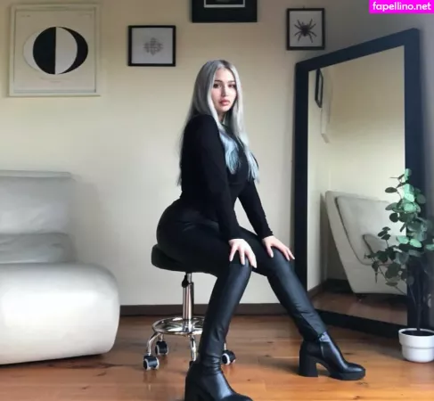 Valyrian X X X OnlyFans Thumbnail #8gh9htVmSj