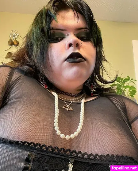 Vamp Thr0bb Main Profile Photo