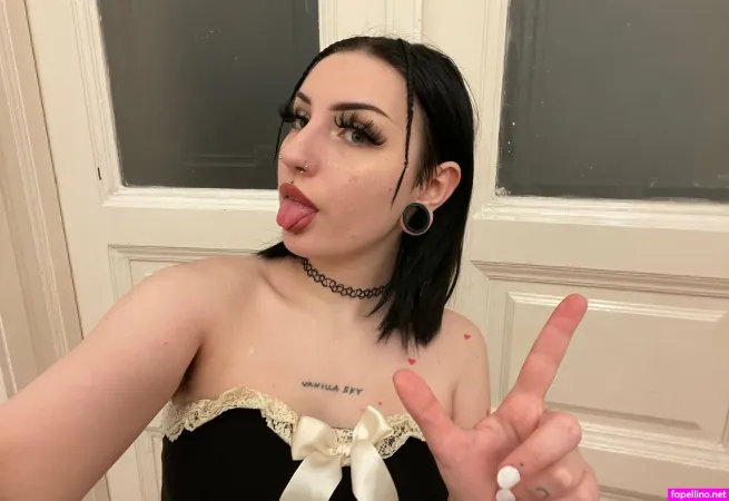 Vampibiba OnlyFans Thumbnail #90uVmbkZAF