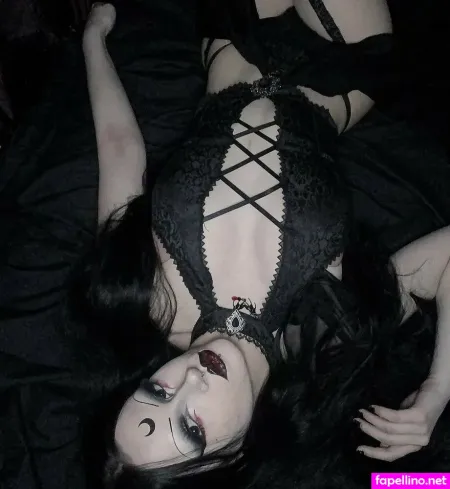 Vampirebarbie 1 OnlyFans Thumbnail #7NAxNcuDpS