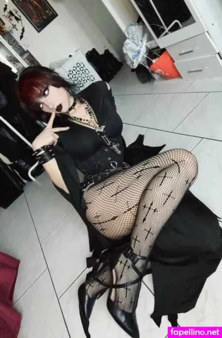 Vampyrisu 1 OnlyFans Thumbnail #NgcOCnGDSI