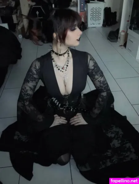 Vampyrisu 1 OnlyFans Thumbnail #miLIQ6YRy2