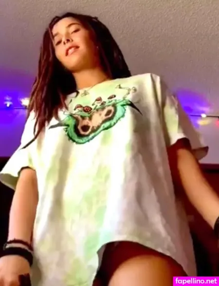 Van On The Moon OnlyFans Thumbnail #JZYIAom5eZ