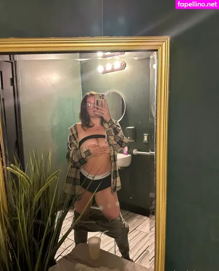 Vanbabbyyy OnlyFans Thumbnail #U2ZbLGzYCS