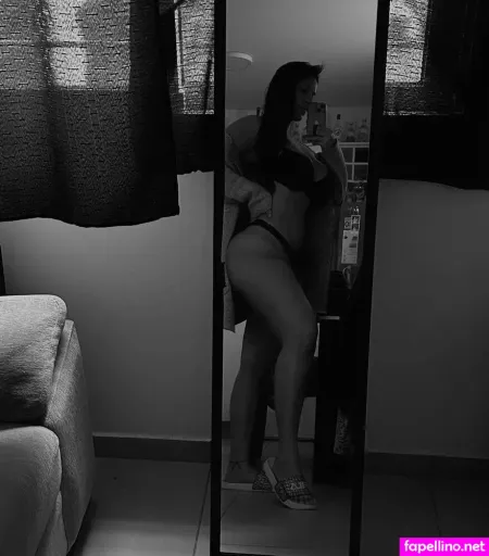 Vanesa Belenl OnlyFans Thumbnail #0uOStYvR31