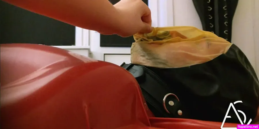 Vanessa 1996 OnlyFans Thumbnail #q7nFF1U4xl