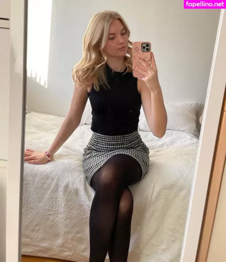 Vanessa Ahlstrom OnlyFans Thumbnail #FrirMp3d50