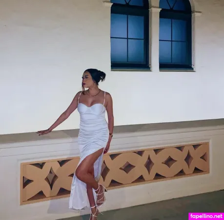 Vanessa Alfaro OnlyFans Thumbnail #EmJlxgVkef