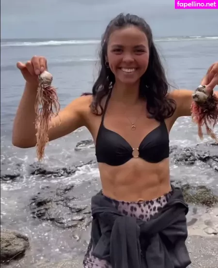 Vanessa Bauer OnlyFans Thumbnail #kPoxZpcxdM