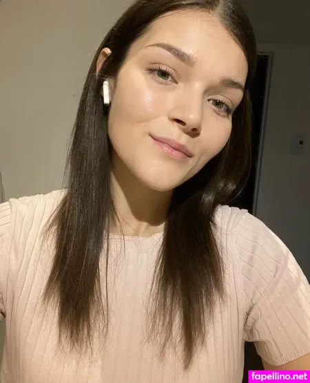 Vanessa Berge OnlyFans Thumbnail #m3eV1waGPw