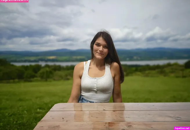 Vanessa Berge OnlyFans Thumbnail #rLNhgjJ6H5