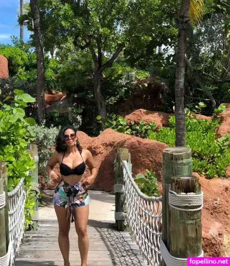 Vanessa Castillo OnlyFans Thumbnail #uQ3ORsE0m1