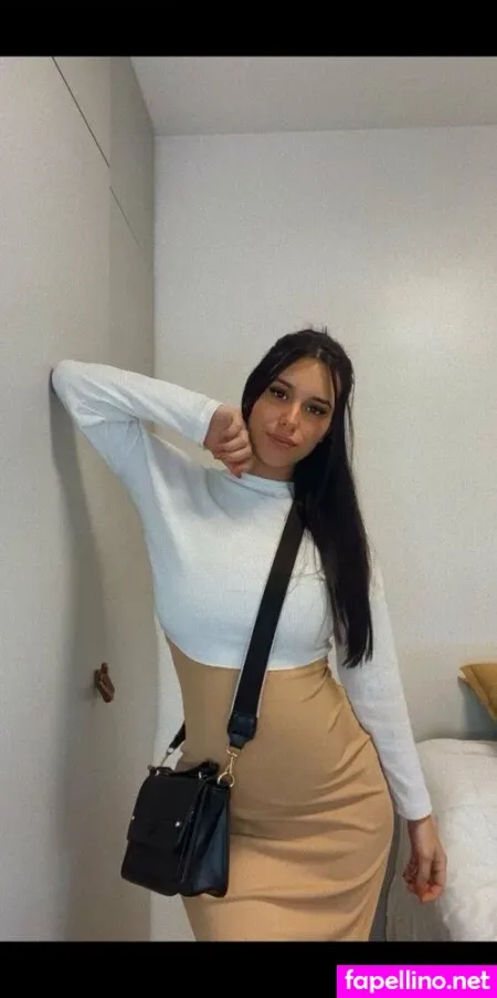 Vanessa Cherry18 OnlyFans Thumbnail #uVqBLzYg4u