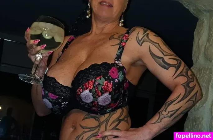 Vanessa Cool OnlyFans Thumbnail #VaSmDlYQ33