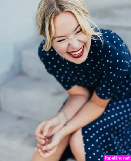 Vanessa Eckart OnlyFans Thumbnail #DjG7TMQbcj