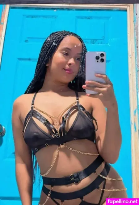 Vanessa Escalante OnlyFans Thumbnail #t7uFrmdOe7