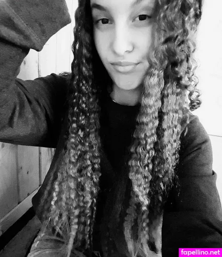 Vanessa Evelyne OnlyFans Thumbnail #Jwt8mAkyYB