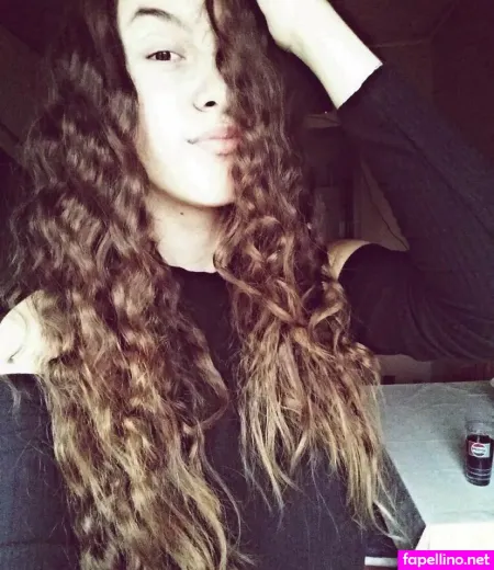 Vanessa Evelyne OnlyFans Thumbnail #LPVD6g4y3S