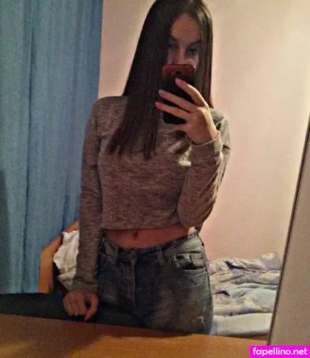 Vanessa Evelyne OnlyFans Thumbnail #as9MIVdcol