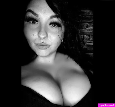 Vanessa Grwd OnlyFans Thumbnail #EXrPk8fIfo