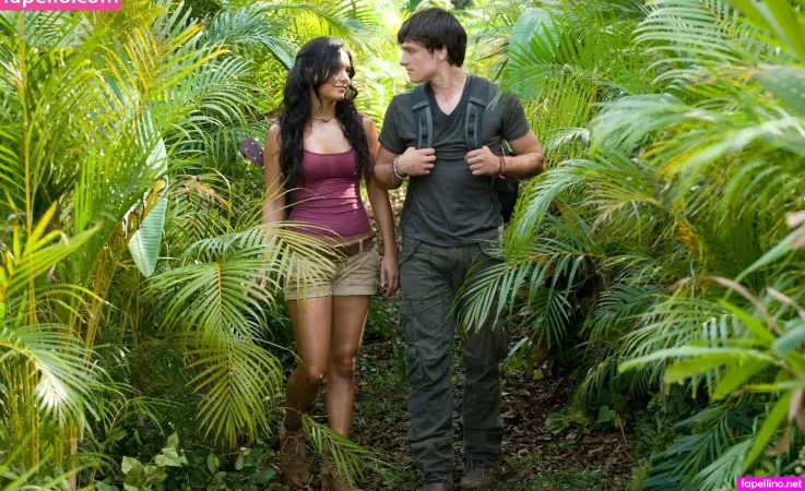 Vanessa Hudgens 2 OnlyFans Thumbnail #c6veTEE4Ai