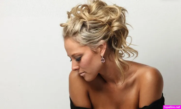 Vanessa Huppenkothen Labra OnlyFans Thumbnail #52idBjSOVM