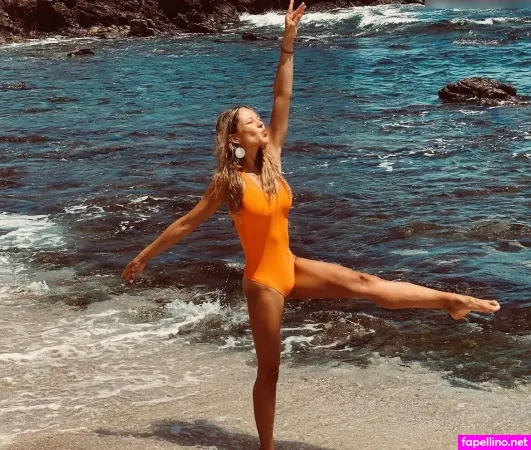 Vanessa Huppenkothen Labra OnlyFans Thumbnail #CUcF0R4qtJ