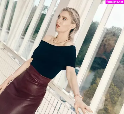 Vanessa Kirby OnlyFans Thumbnail #jUOwwA7M8h