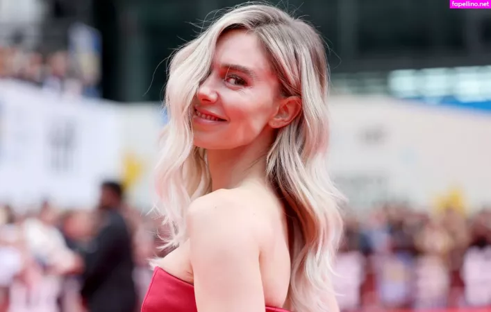Vanessa Kirby OnlyFans Thumbnail #ynNUNaekMf