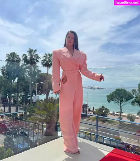 Vanessa Mai OnlyFans Thumbnail #QOr9ylOznS
