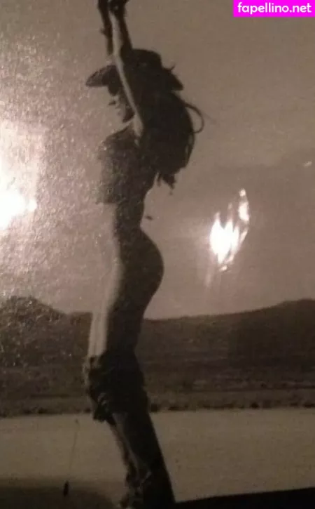 Vanessa Marcil OnlyFans Thumbnail #4x2wi4xM5J