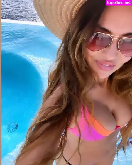 Vanessa Marcil OnlyFans Thumbnail #Rvi3GLO5wg