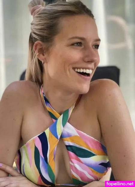 Vanessa Meisinger OnlyFans Thumbnail #qk55h65Tju