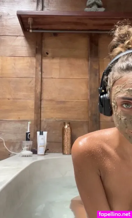 Vanessa Moe OnlyFans Thumbnail #A1egiaWVxT