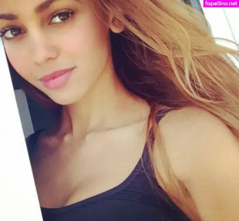 Vanessa Morgan OnlyFans Thumbnail #Dy08RK8NoJ