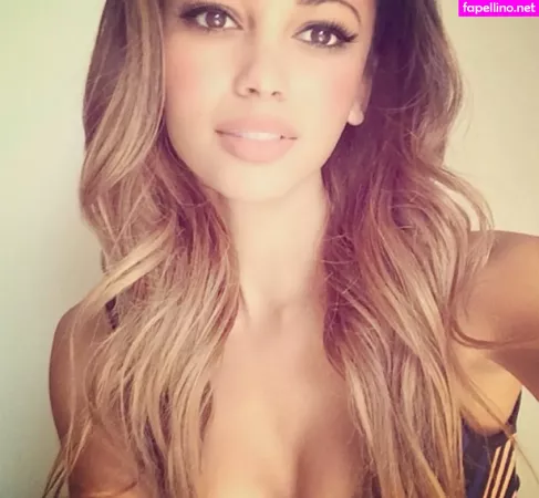 Vanessa Morgan OnlyFans Thumbnail #g4scqigmFO