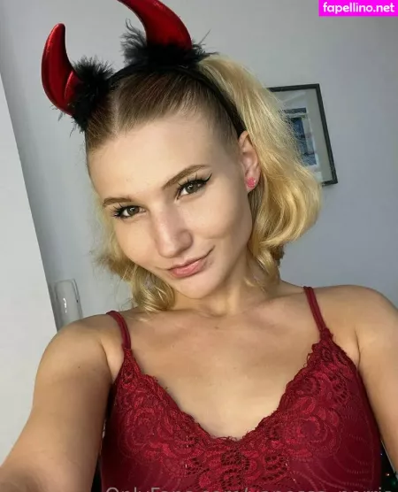 Vanessa Norris OnlyFans Thumbnail #BGB5hoIaQa