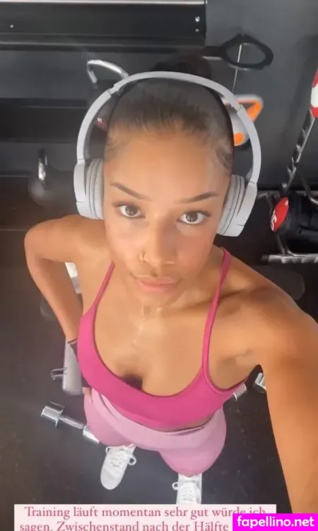 Vanessa Nwattu OnlyFans Thumbnail #AYKxyvqTrr