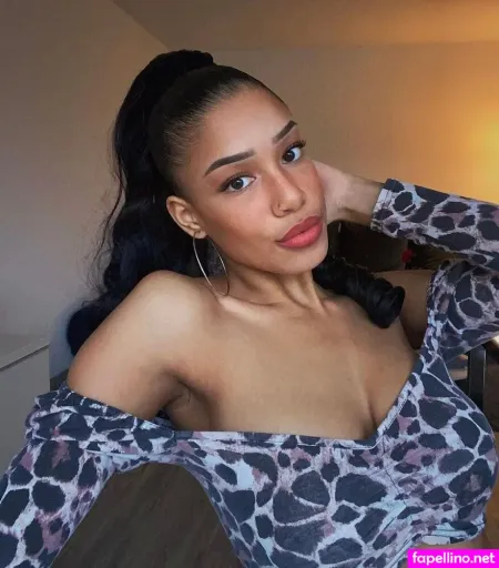 Vanessa Nwattu OnlyFans Thumbnail #Z0rTkIAsWB
