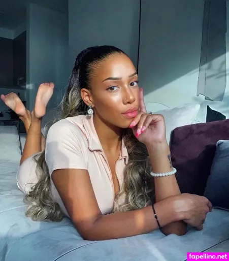 Vanessa Nwattu OnlyFans Thumbnail #yW3cKcN9hN
