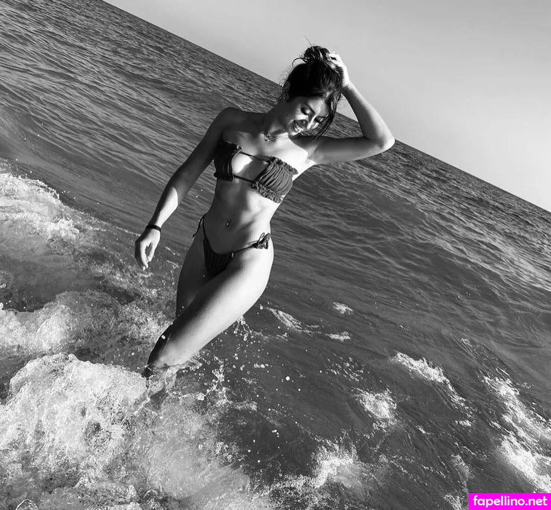 vanessa.o_8 Nude Leaked OnlyFans Photo #lUw43vbfKn