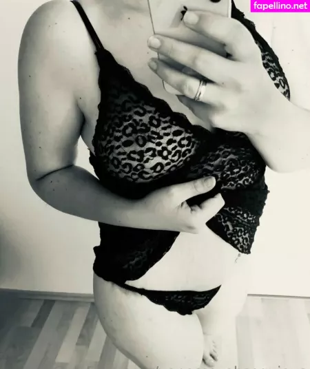 Vanessa Obsequious OnlyFans Thumbnail #l5jP1H0pYu